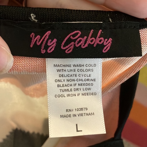 🎉4 for $20 My Gabby Cold Shoulder Crop Top, Large - Picture 5 of 6